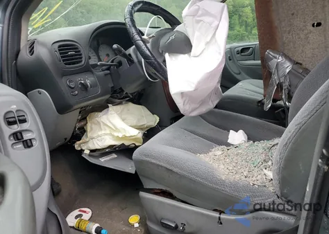 2005 Chrysler Town & Country Lx z USA, uszkodzony, nr VIN 2C4GP44R45R236884